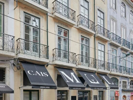Cais Urban Lodge
