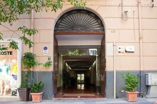 Operà, Забронировать Отель Отели Палермо 3 звезды, рядом с Archivio Storico Palermo, 3*