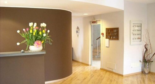 Hotel Bacco Rooms and Breakfast, Забронировать Отель Отели Пьетра-Лигуре с парковкой, Парковка