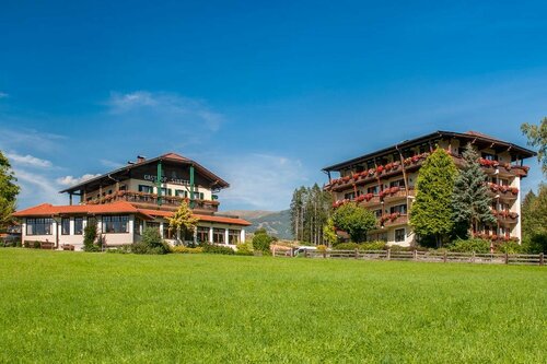 Hotel Landhof Simeter GMBH, Забронировать Отель Отели Шпитталь-ан-дер-Драу 3 звезды, 3*