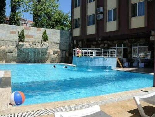 Paradise Caycuma Hotel, Rezerwuj Hotel Hotele w Caycuma z parkingiem, Parking
