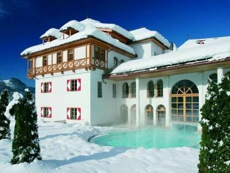 Schlosshotel Kitzbühel, Забронировать Отель Отели Тироля с парковкой, Парковка