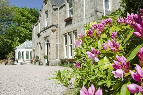 Ravenscourt Guest House, Book Pension  
