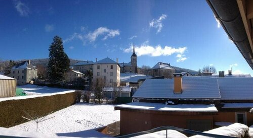Hotel Le Hauteville, Book Hotel Hoteller i Rhône-Alps med parkering, Parkering