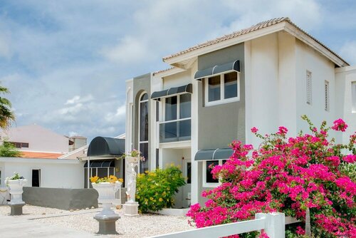 Modern Hotel Aruba, Book Hotel 3-stjernede hoteller i Palm Beach., 3*