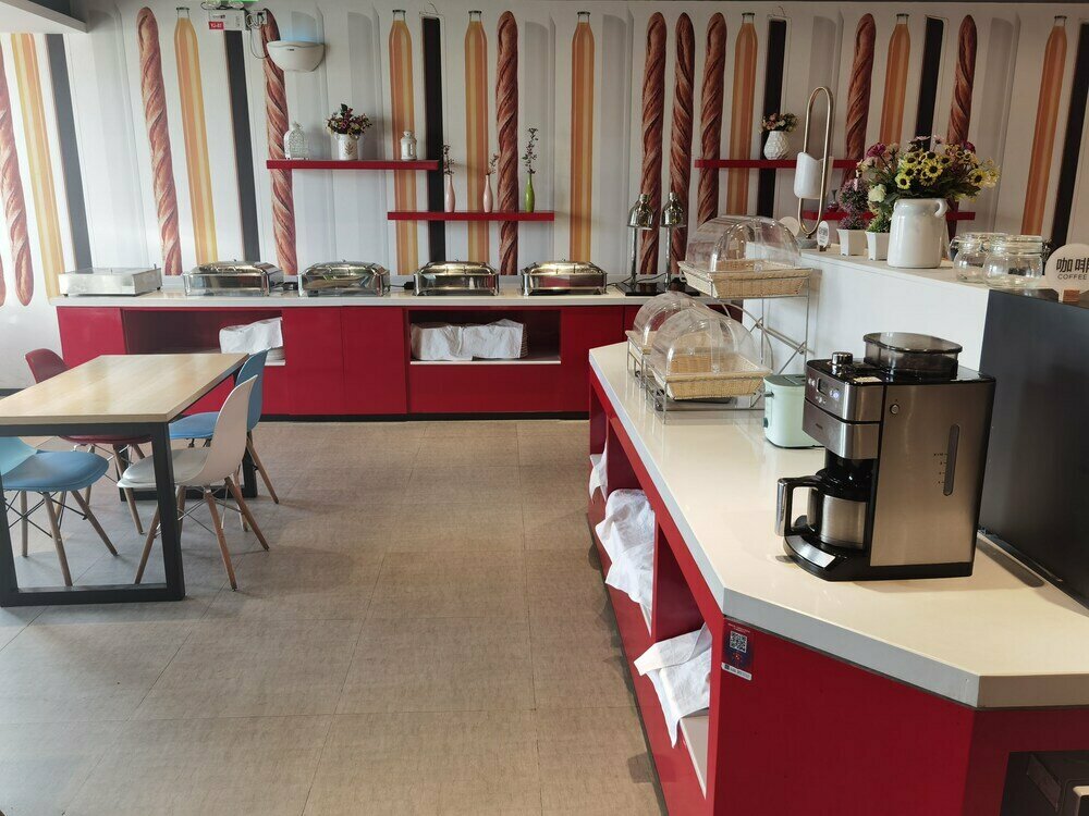Ibis Hotel