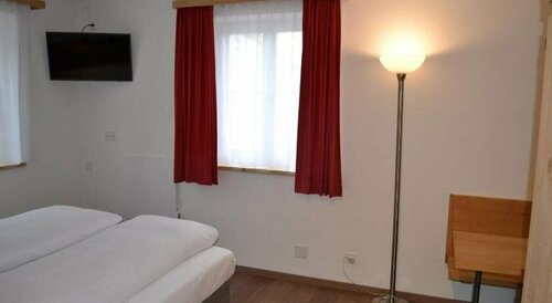 B&B Chasa Arfusch, Book Bed and Breakfast Ardez Scuol