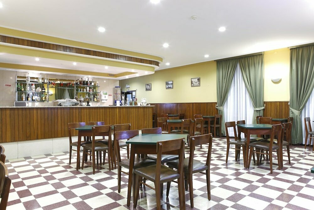 Domus Pacis Fatima Hotel