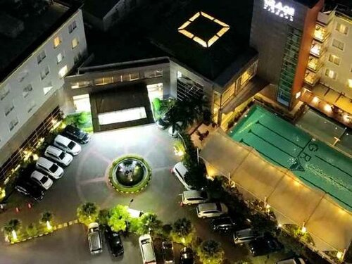Grage Hotel Cirebon, Réserver Hôtel North Cirebon West Java