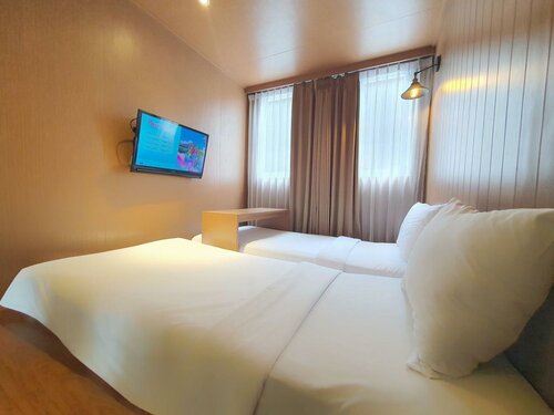 Kontena Hotel, Rezervasyon Otel Batu havuzlu oteller, Batu Townsquare yakınında, Yüzme Havuzu
