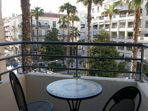 Riviera VIP - Nastia