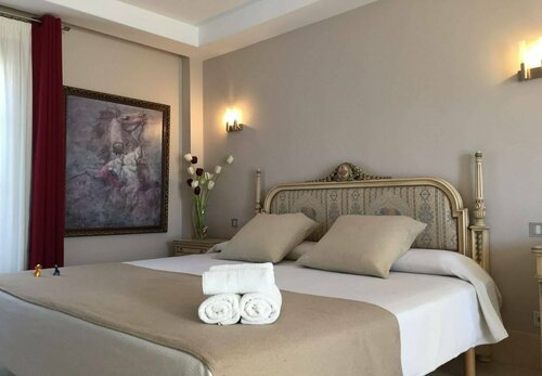 Suites Ronda, Забронировать Отель Отели Ронда 3 звезды, рядом с Театр Circulo de Artistas, 3*