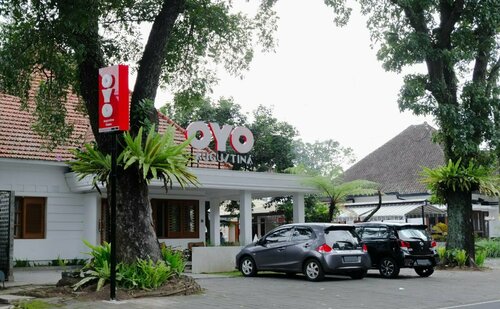Augustina Home, Réserver Hôtel Malang Java oriental, près de Taman Rekreasi Senaputra