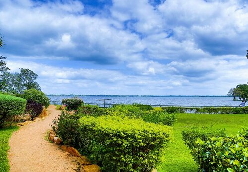 Miridiya Lake Resort, Забронировать Курортный отель СПА-отели Анурадхапура, рядом с Anuradhapura Railway Station, SPA-услуги