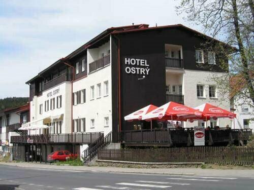 Hotel Ostry, Boek Hotel Zelezna Ruda 
