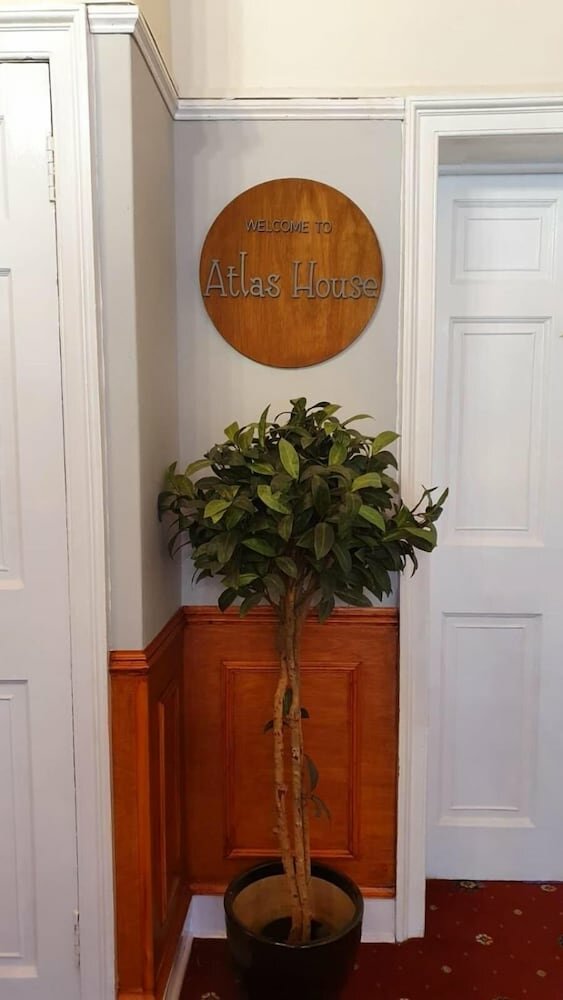 Caravel Guest House