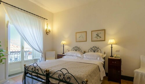 Palazzo Belmonte, Забронировать Отель Бизнес-отели Кастеллабате, 4* 5*