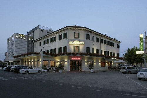 Hotel Forte del 48, Забронировать Отель Сан-Дона-ди-Пьяве Венето