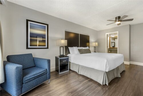 Best Western Pier Point Inn, Book Hotel Gardiner hoteller med pool, Swimmingpool