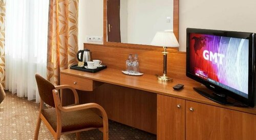 Warmiński Hotel & Conference, Забронировать Отель Отели в центре Ольштына, в центре, Парковка