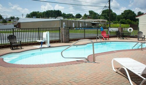 Red Roof Inn Somerset, KY, Buchen Sie Hotel Somerset Kentucky