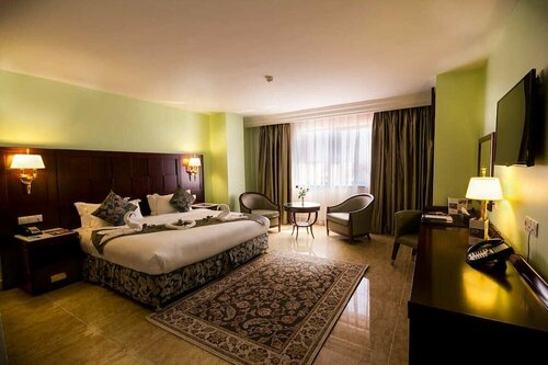 Soltane Hotel, Boek Hotel Algiers Province Hotels met een Zwembad, Zwembad