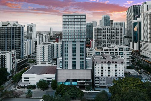 Atwell Suites Miami Brickell by IHG, Rezerwuj Hotel Hotele w Miami Beach z parkingiem, Parking