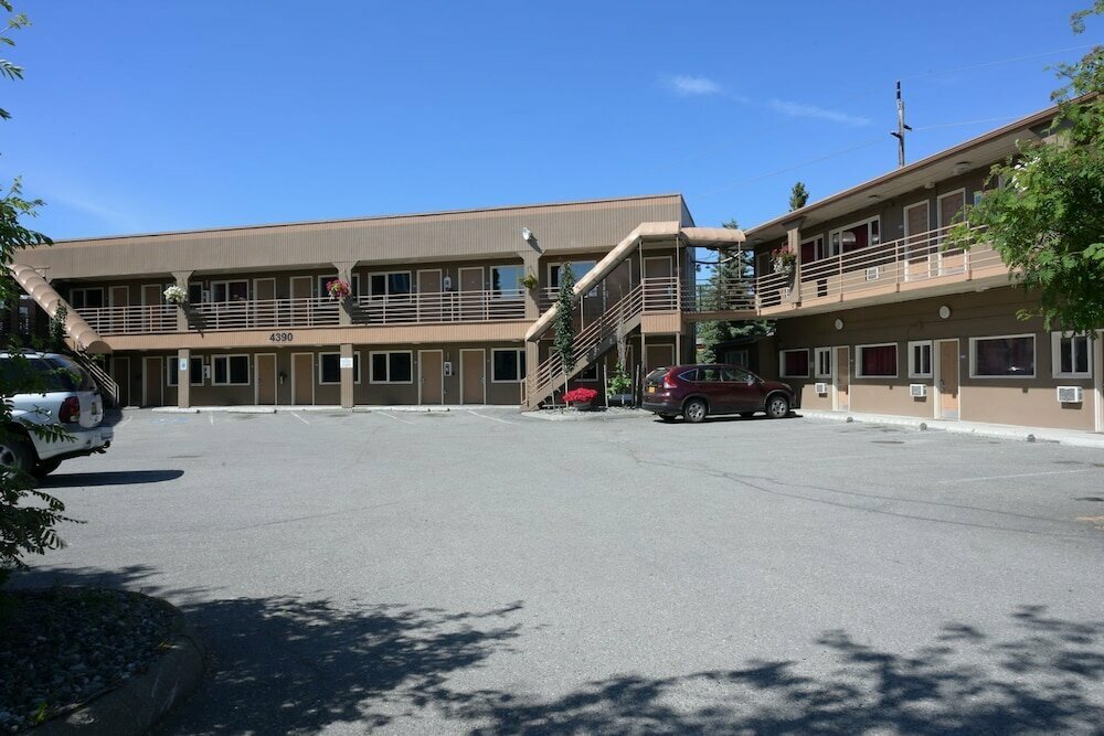 Puffin Inn