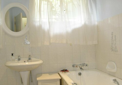 Duck Inn, Забронировать Отель Ричардс-Бей Zululand, рядом с Meer n See Shopping Centre