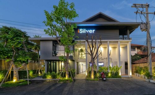 iSilver Hotel, Забронировать Отель Отели Чиангмай с бассейном, рядом с Ворота Чиангмая, Бассейн
