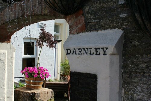 The Darnley Hotel, 예약 호텔 일프러컴 Devon