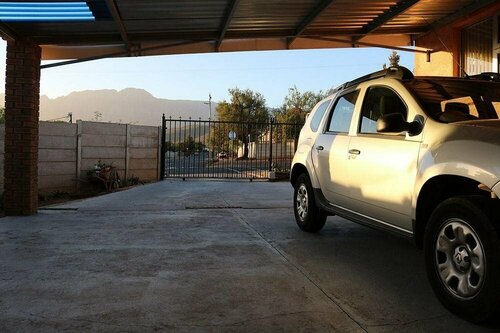 Mountainia Inn Self Catering, Book Hotel Worcester Western Cape