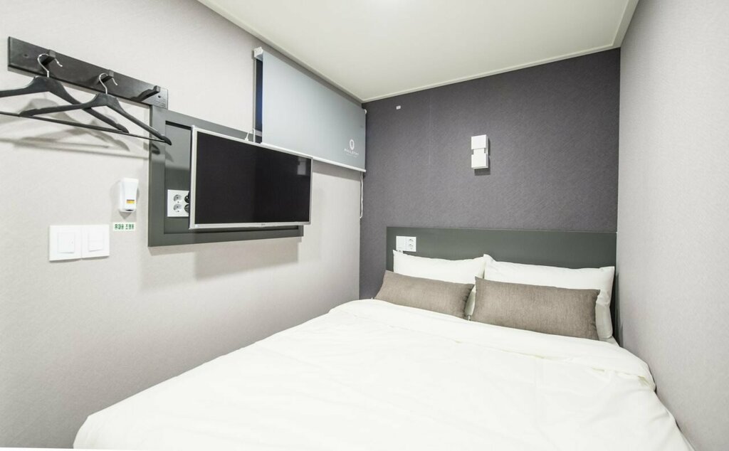 Philstay Myeongdong Metro
