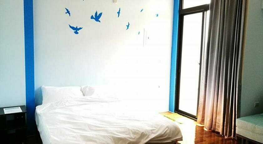 198 Red Hat B&b