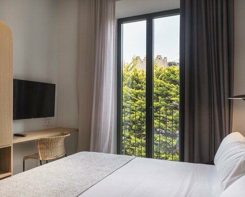Alta House Begur, Забронировать Отель Отели Багур с парковкой, Парковка