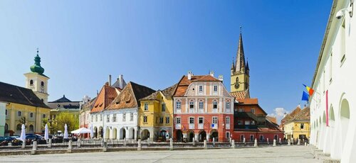 Hilton Sibiu, Rezerwuj Hotel Hotele w Sybin z Basenem, Basen