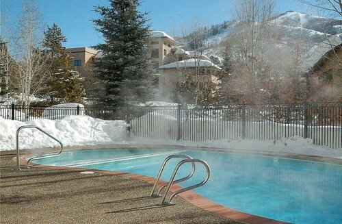 Terraces at EagleRidge, Забронировать Отель Отели Стимбот-Спрингса 3 звезды, рядом с Steamboat Powdercats, 3*