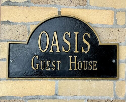 Oasis Guest House, Забронировать Гостевой дом Бостон 