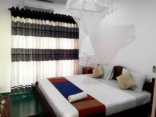 Peacocklodge, Забронировать Отель Отели Округа Галле с завтраком, Завтраки