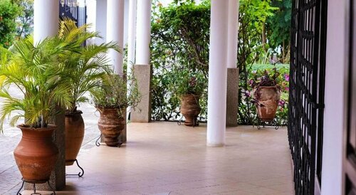 Lavender Lodge Hotel, Prenota Hotel Airport Residential Area Accra