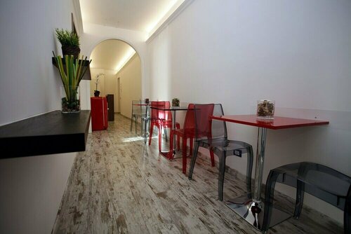 B&B Insula San Pietro, Buchen Sie Bed & Breakfast Hotels in Rom mit Parkplatz, in der Nähe von Piazza del Risorgimento, Parkplätze