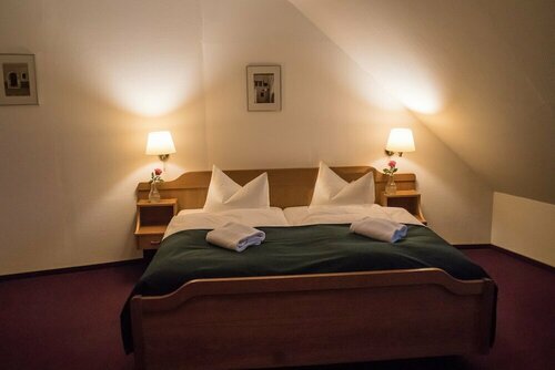 Central-Hotel Torgau, Reservar Hotel Hotéis em Garz com pequeno-almoço, Café da manhã