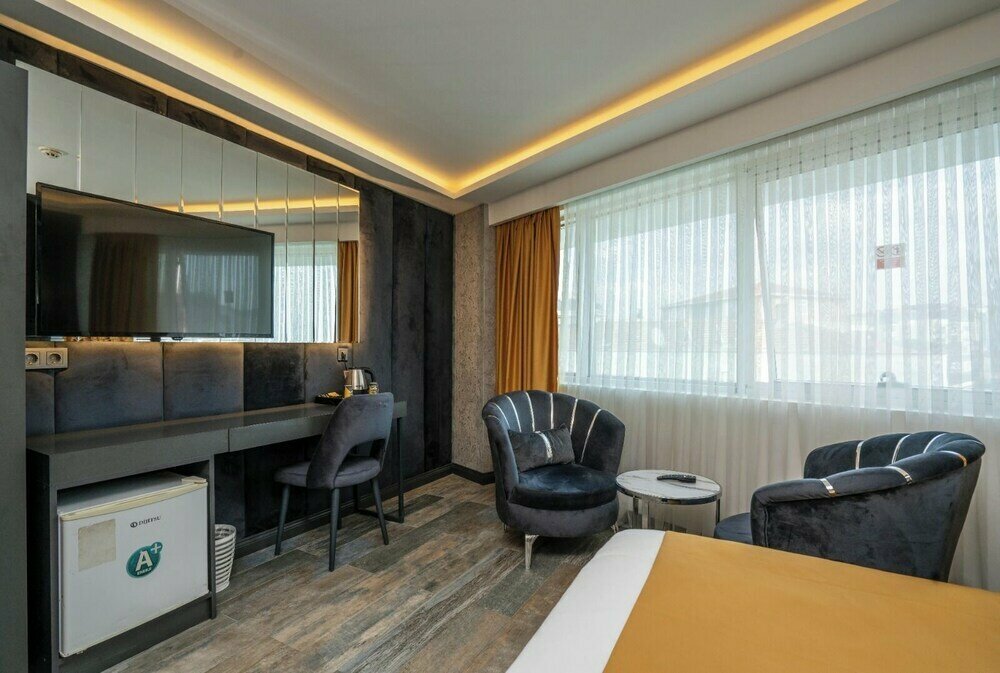 Eva Otel