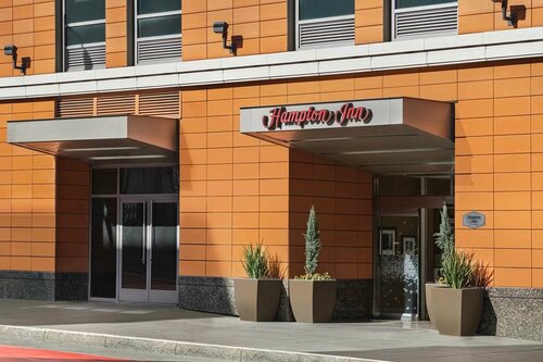 Hampton Inn, Забронировать Отель Отели Сан-Франциско с завтраком, рядом с Новый консерваторно-театральный центр, Завтраки