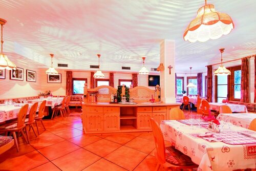 Hotel Villetta Maria Cottage, Забронировать Отель Канацеи Трентино-Альто-Адидже