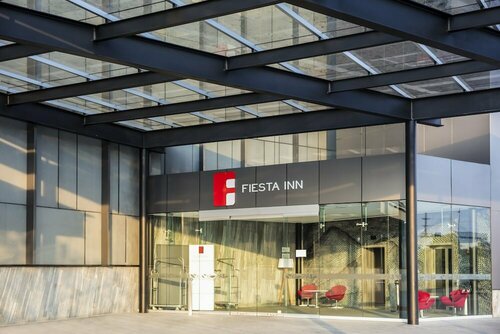 Fiesta Inn Parque Puebla, Rezerwuj Hotel Puebla State of Puebla, w pobliżu Acropolis Puebla
