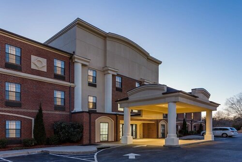 Ashford Suites Hotel, Boek Hotel High Point North Carolina