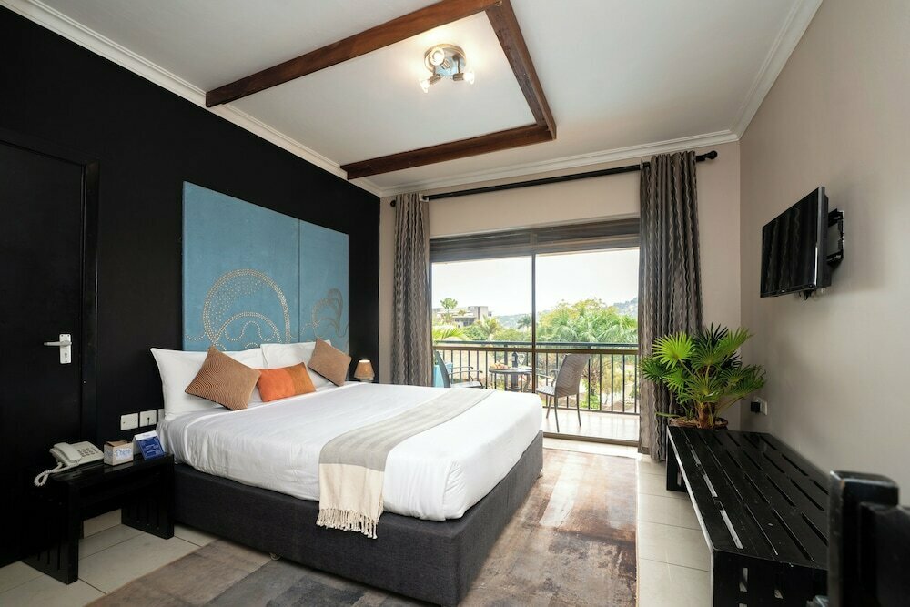 Dolphin Suites
