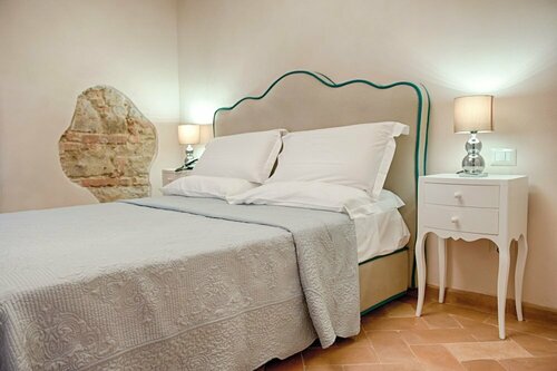 Antica Quercia Villa & Spa, Забронировать Курортный отель Отели в центре Кьянчано-Терме, в центре, Парковка, Завтраки