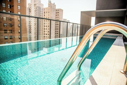 Cozzy Suites Paraíso Hotel, Забронировать Отель Отели Сан-Паулу с бассейном, Бассейн